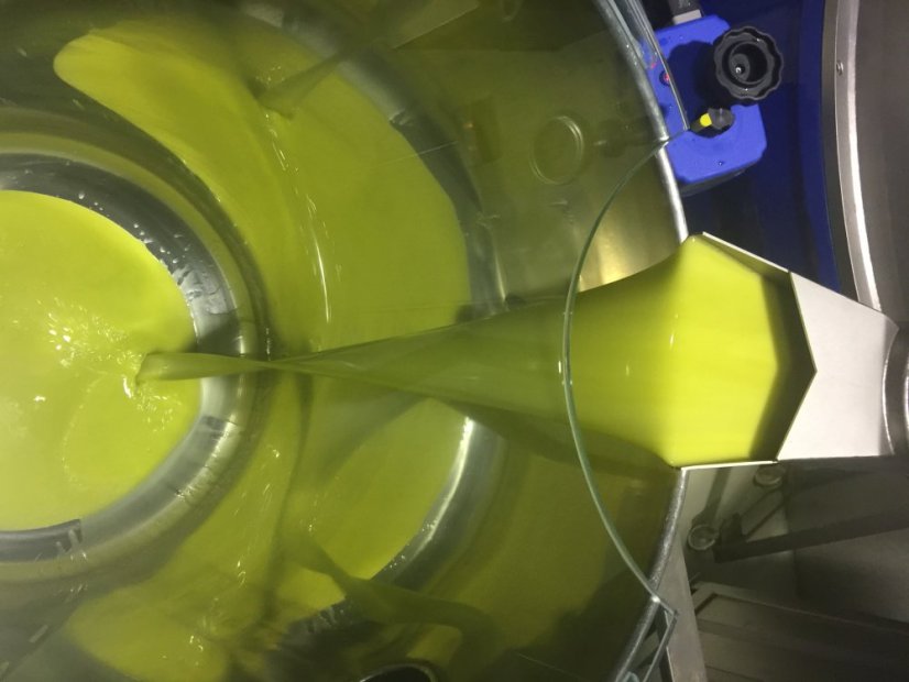 Vieiru ochucený extra panenský olivový olej 250ml "chilli"